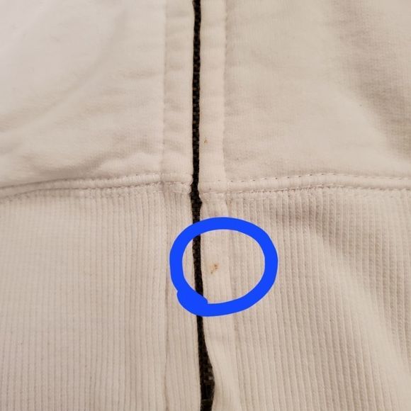 Fun white bedazzled Circle of life zip up hoodie size M. - Picture 8 of 11